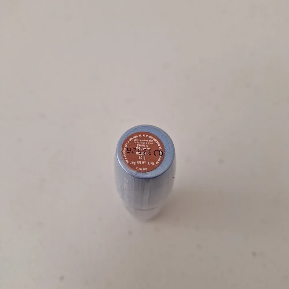 New Sealed AVON ULTRA Moisture RICH LIPSTICK Lip Color - MAUVE C